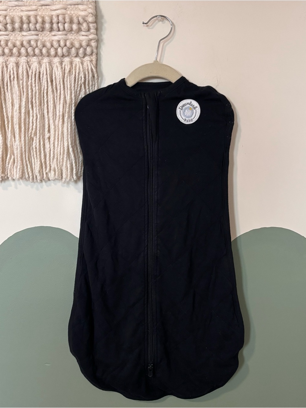 Dreamland Baby Lightweight Black Infant Zip-Front Sleep Sack Swaddle size 0-6m